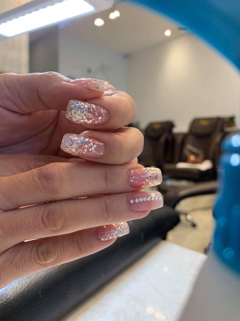FairmountSpa's tweet image. Take them on your vacation and save more $$$ at Happy Hour special. You won't regret it. Latest nails collection is available at @FairmountSpa. Please call 403 452 7788 for a discount.