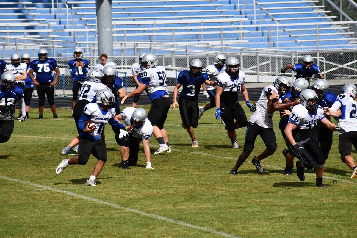 CoachFaucette's tweet photo. First week of two a days in the books. Ended the week with our first scrimmage! https://t.co/XnNzQROiMu