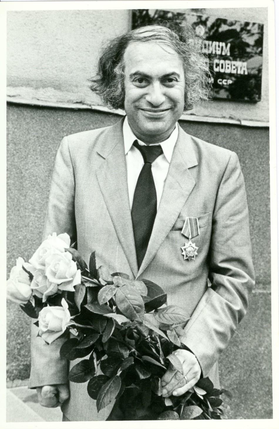 Douglas Griffin on X: Ex-World Champion Mikhail Tal (b. Riga, 1936; d.  Moscow, 1992), pictured at Wijk aan Zee, January 1988.  (📷: #chess  / X