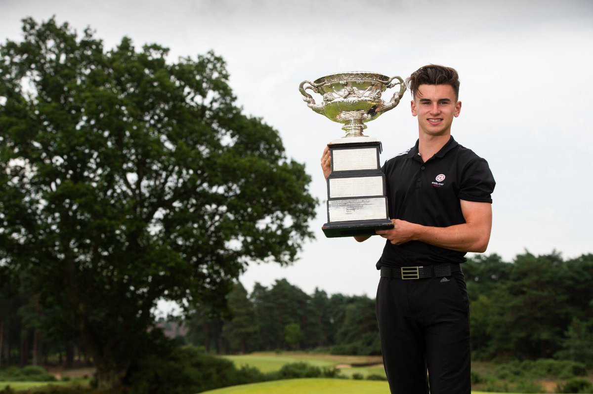 HankleyC's tweet photo. Huge congrats to @Conorgough4 as the Menβs English Amateur Champ 2019. It was a pleasure to watch you and all the other competitors play our course! ποΈββοΈπποΈββοΈ #EngAm #lovehankley https://t.co/i9P922LT8w