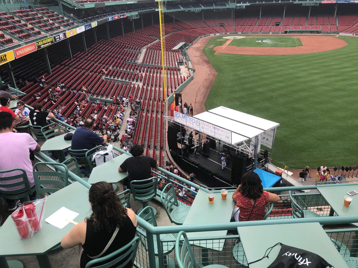 JorgeHQuiroga's tweet photo. #ElMundoBoston Family Festival At #FenwayPark . Concert set to start. 10,000 Latinos enjoying a fab event on a beautiful summer Sunday. Que Viva el Pueblo! https://t.co/PSnvxbnVcS