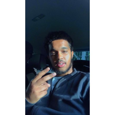 MrThisDecade tweet picture