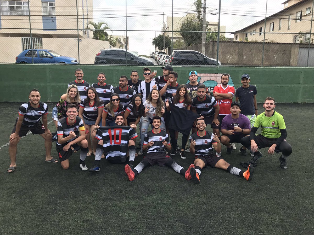 FcGladius's tweet photo. É  ESSA UNIÃO TIME E TORCIDA QUE FAZ O GLADIUS GIGANTE! 
Obrigado a todos, vamos juntos a mais uma semifinal! ❤️🛡🚩 https://t.co/3iWeV4Ht5P