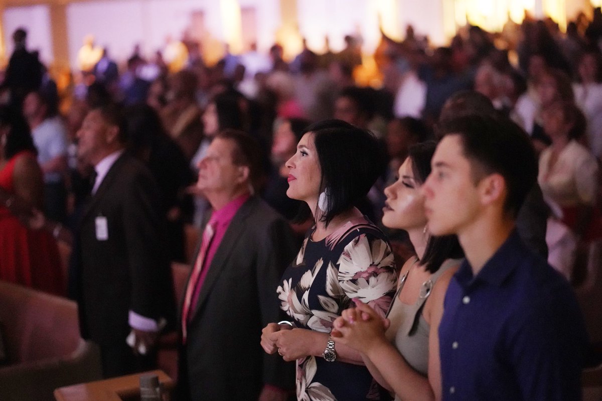 EpicChurchIntl's tweet photo. “Every setback is just a set-up for your comeback.” 
What an EPIC word delivered today by Pastor John; a great reminder that Jesus took your darkness so you could have light.
#IDareYouToMove #EpicChurchInternational https://t.co/6UIch5Gy1U