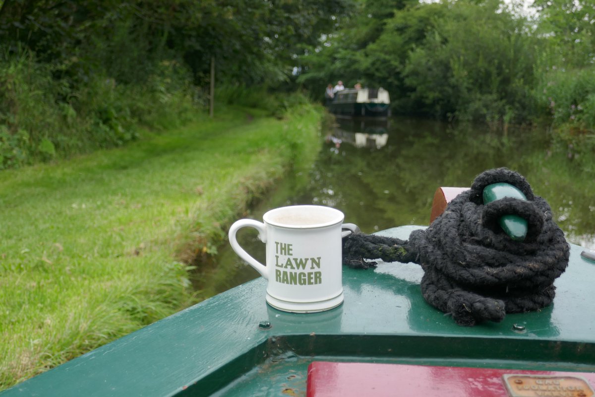 One for @mowermanjimmy #favouritemug #canal