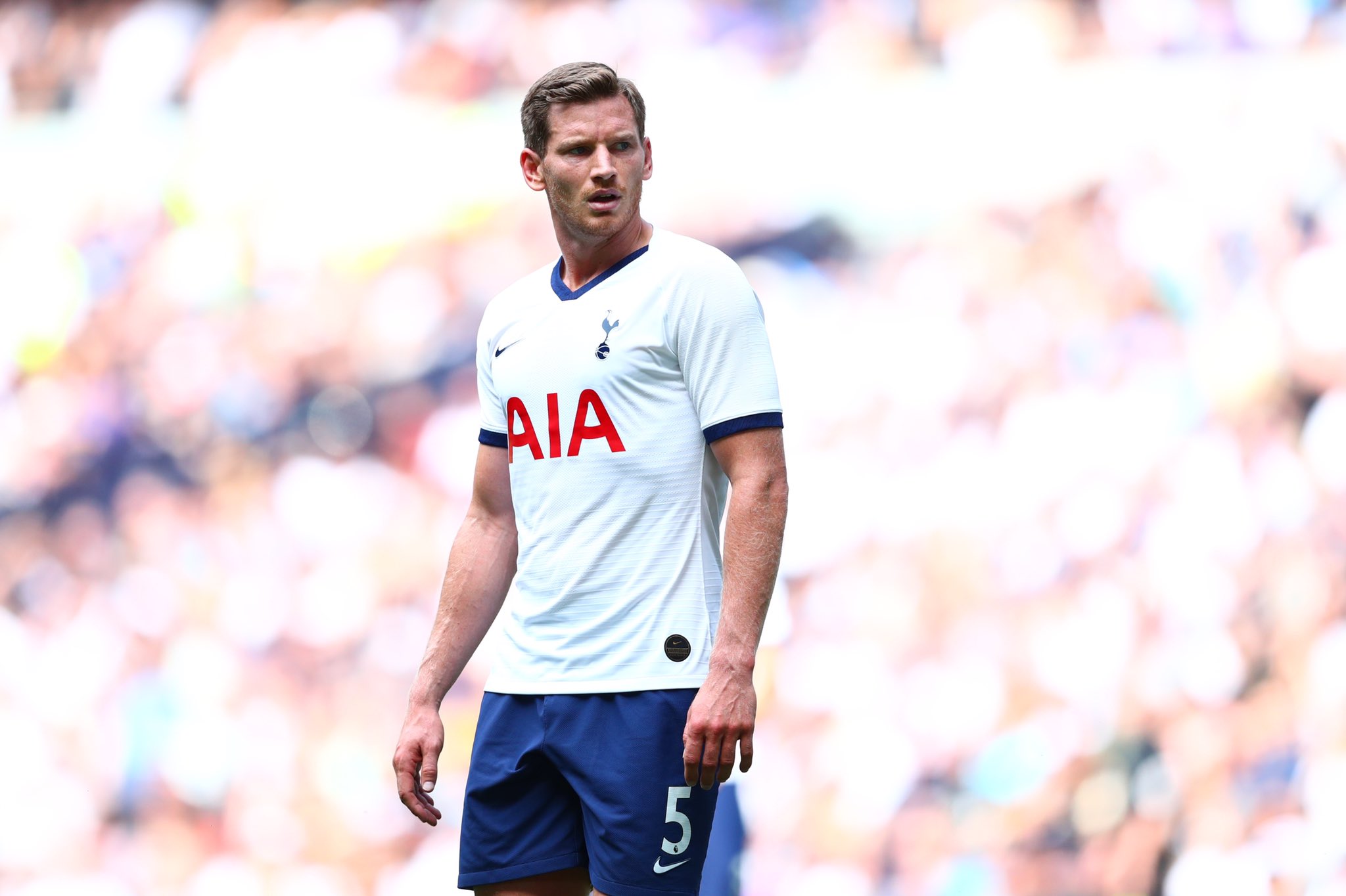 Vertonghen unlikely to sign for Ajax, says Overmars