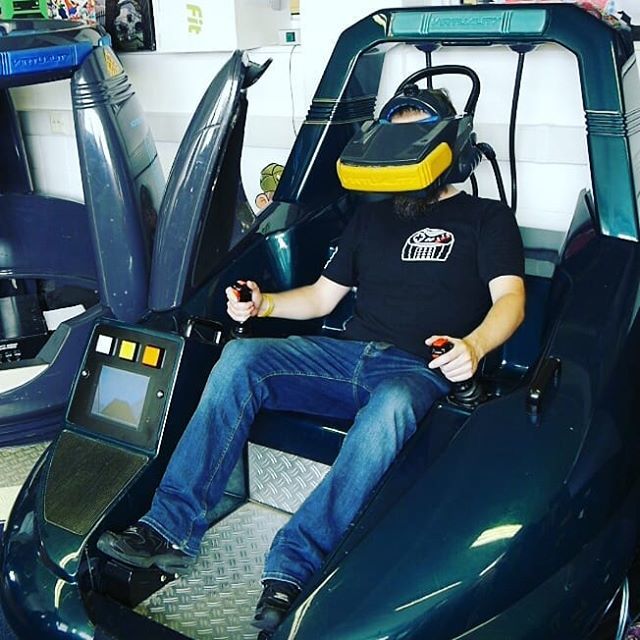 nostalnerd's tweet image. V I R T U A L I T Y

Damn the 90s were good.

#staytuned #virtuality #vr #90svr #virtualreality ift.tt/2LZVGRM