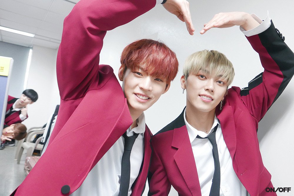 KimHyojinBrasil's tweet photo. [FANCAFE] 03.08.19 - Diário do ONF #65 ONF #2nd_Anniversary #Congratulations #Part1.

• https://t.co/gGUHGGO9j1

#온앤오프 #ONF #ONOFF #효진 #효진짱짱맨 #온앤오프_데뷔2주년_축하해 #2YearsWithONF #ONF2ndAnniversary #HappyONFDay https://t.co/4Dgz5c3fxY