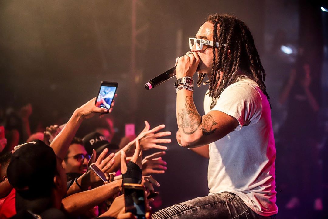 FCMatue's tweet image. hey hey, OQ ACHA DE UM EP... TUêZIN TUêZIN