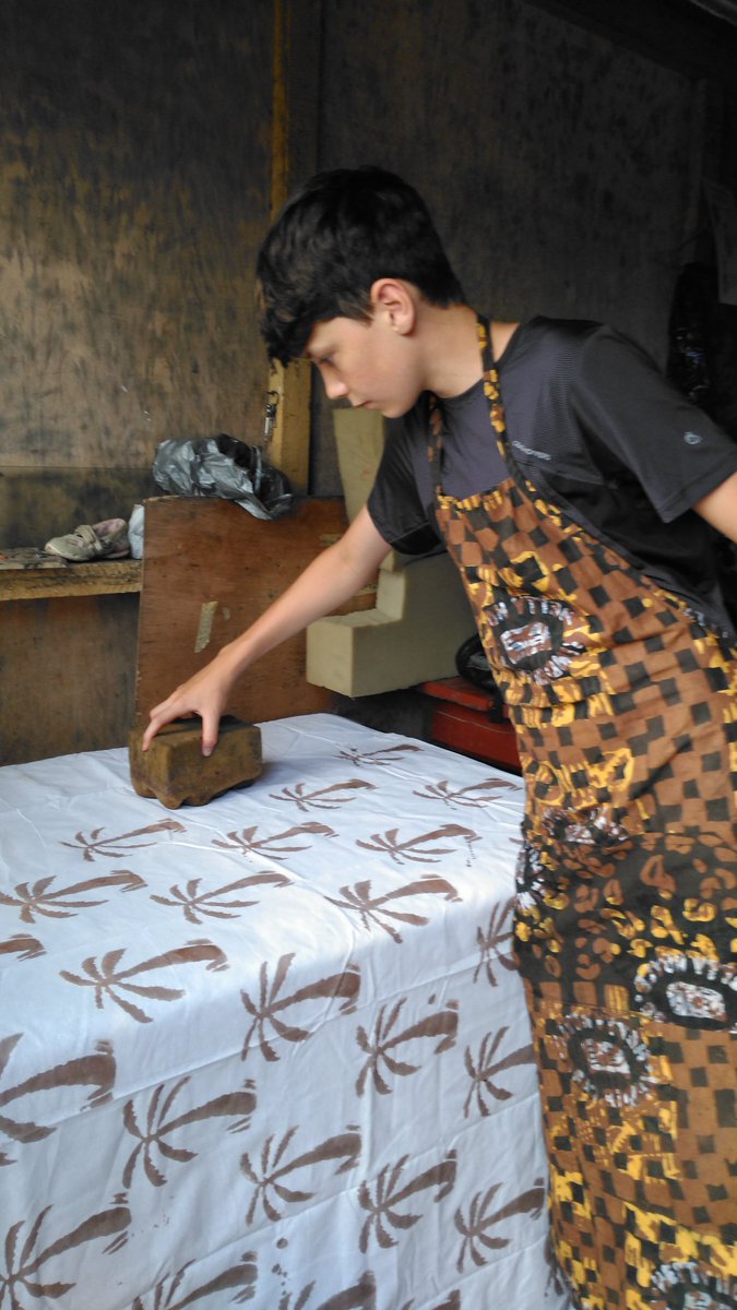 RWBAexpeditions's tweet photo. @STCadventures @RWBAcademy more batik https://t.co/U0Wy1CRKL7
