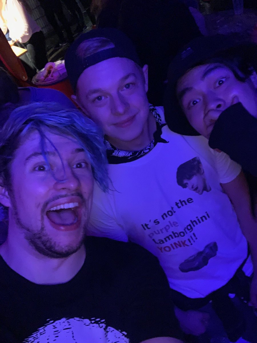 Virtual_Riot's tweet photo. Best shirt ever found at the ⁦@bootshaus_club⁩ show https://t.co/Obq7zKexp7