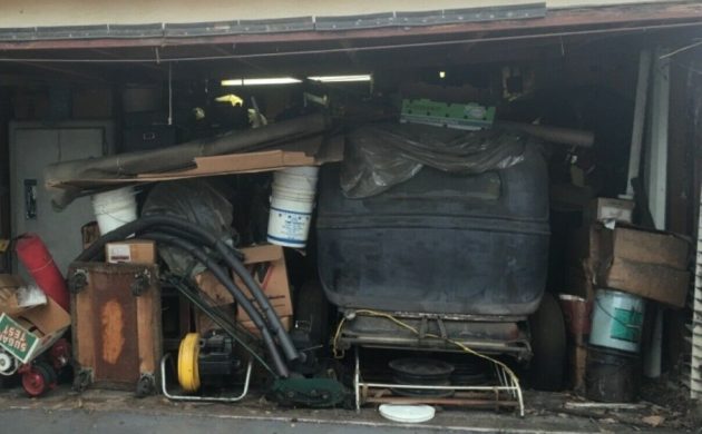 barnfinds's tweet photo. Stalled for 60 Years: 1933 #Ford Model 40 #Fordor #Model40 
https://t.co/iUc7JqRpHy https://t.co/7A79P9n2sm