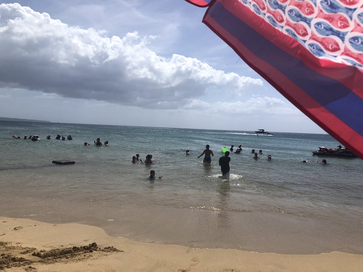 cvarlz's tweet photo. #PuertoRico https://t.co/AWK7HAFUS6