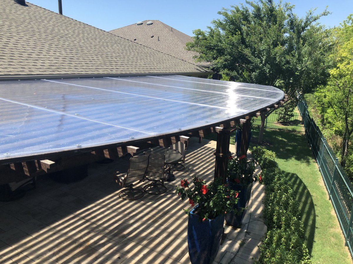 PergolaCover's tweet photo. Check out all that patio coverage! The Texas heat won't keep this home owner inside. #CoverYourPergola #PatioDesign #StandardSystem https://t.co/AmAmsiXcfU