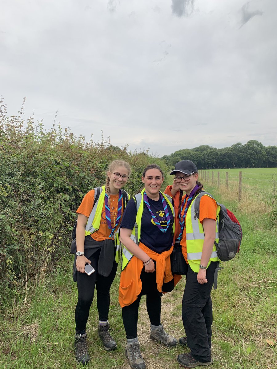 absg92's tweet photo. Loving spending this summer evening #hiking 🥾 in Kent and all the better to be doing it with friends and 11 singing scouts. #AHPsActive #scoutingfun https://t.co/cjZRNSMIW9