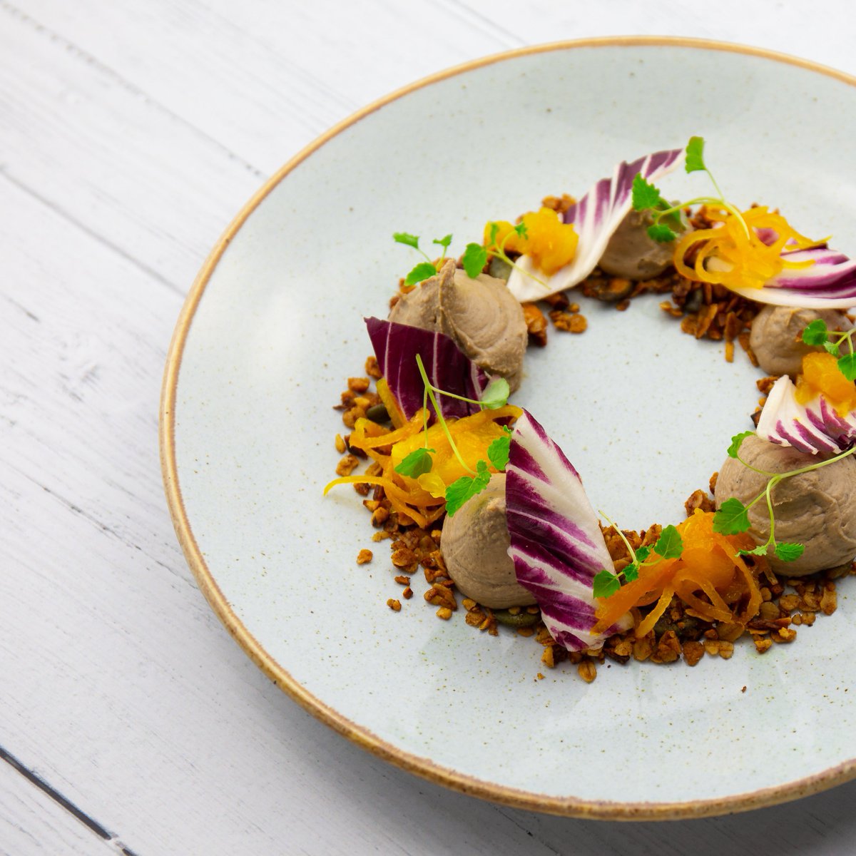 ProChefRange's tweet image. Pro Chef Plate No. 33: Have you tried piping our Duck, Orange and Gin Parfait yet? Serve it with a sour orange compote, five spice granola and bitter radicchio for an impressive starter that requires minimal effort! More info ➡️prochefrange.com