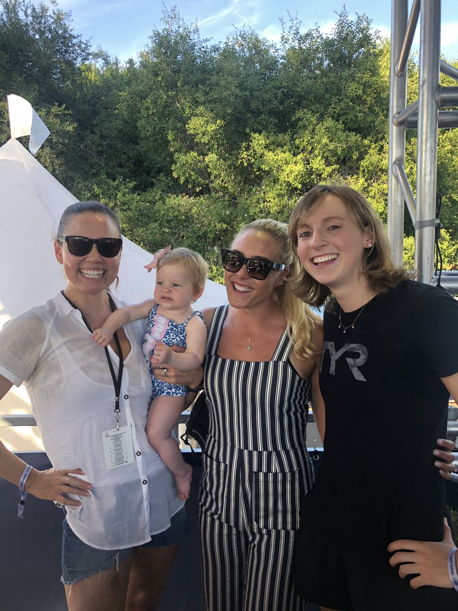 KaitlinSandeno's tweet photo. 🔱 @DCTridentISL strong! @NatalieCoughlin @katieledecky and future Trident, Zennie! https://t.co/3qSAdJeq8H
