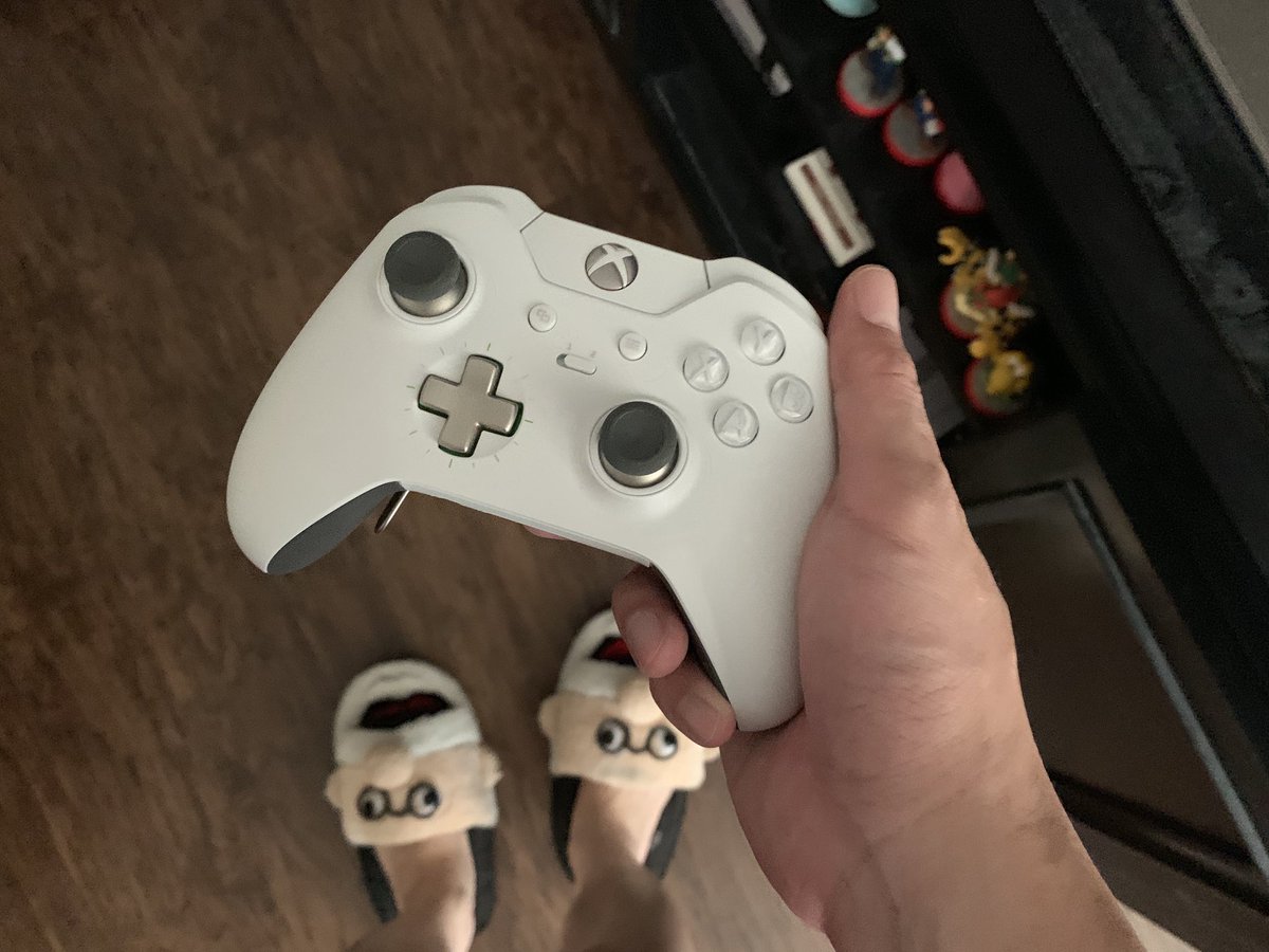 GenePark's tweet image. time to get radicalized #gamersrights