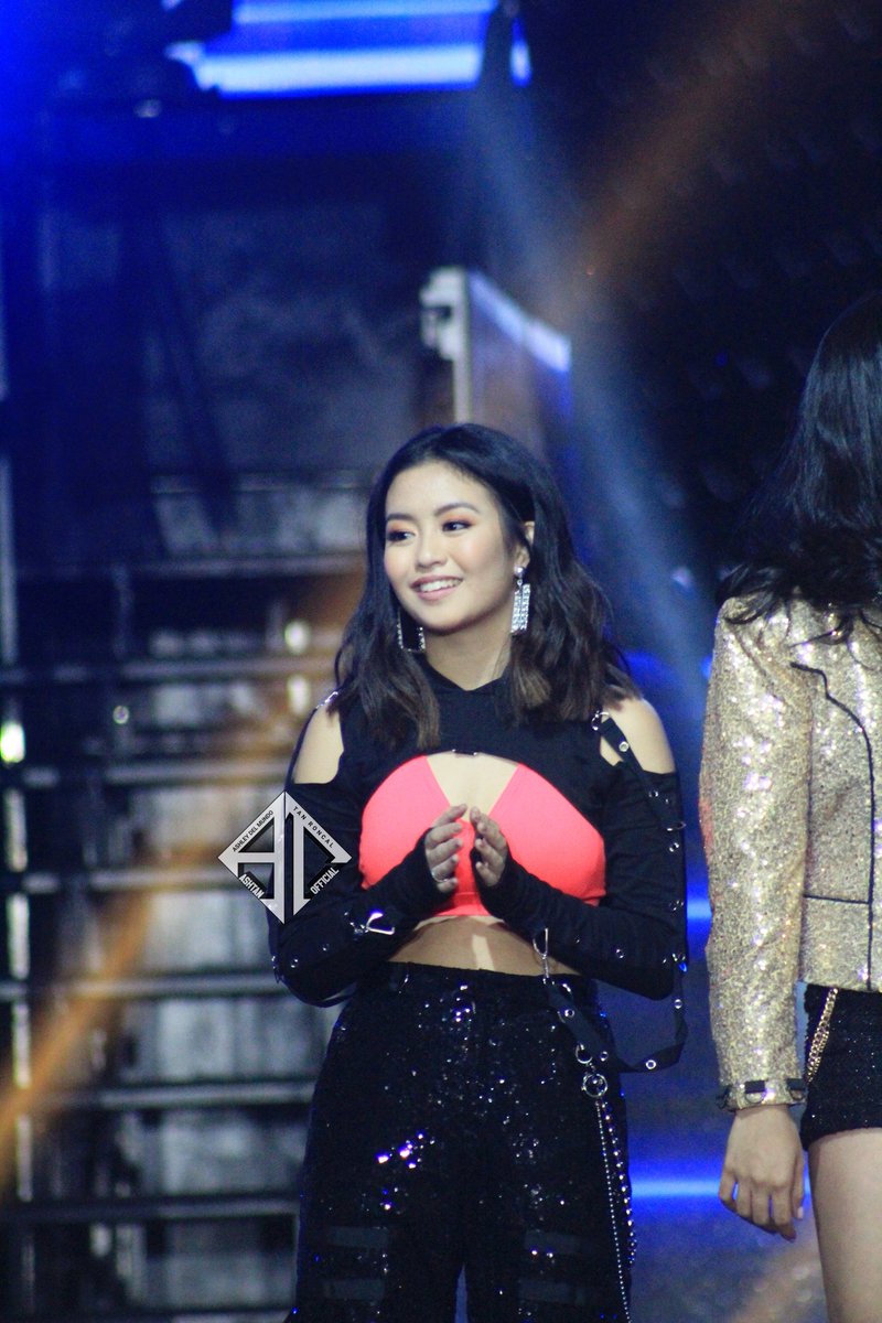paparazzi_2019's tweet photo. Hataw na hataw ang Adventurous Angel ng Australia 💕 @ashdlmundo

#AshleyDelMundo #AshTan https://t.co/kT1VVZbBAO