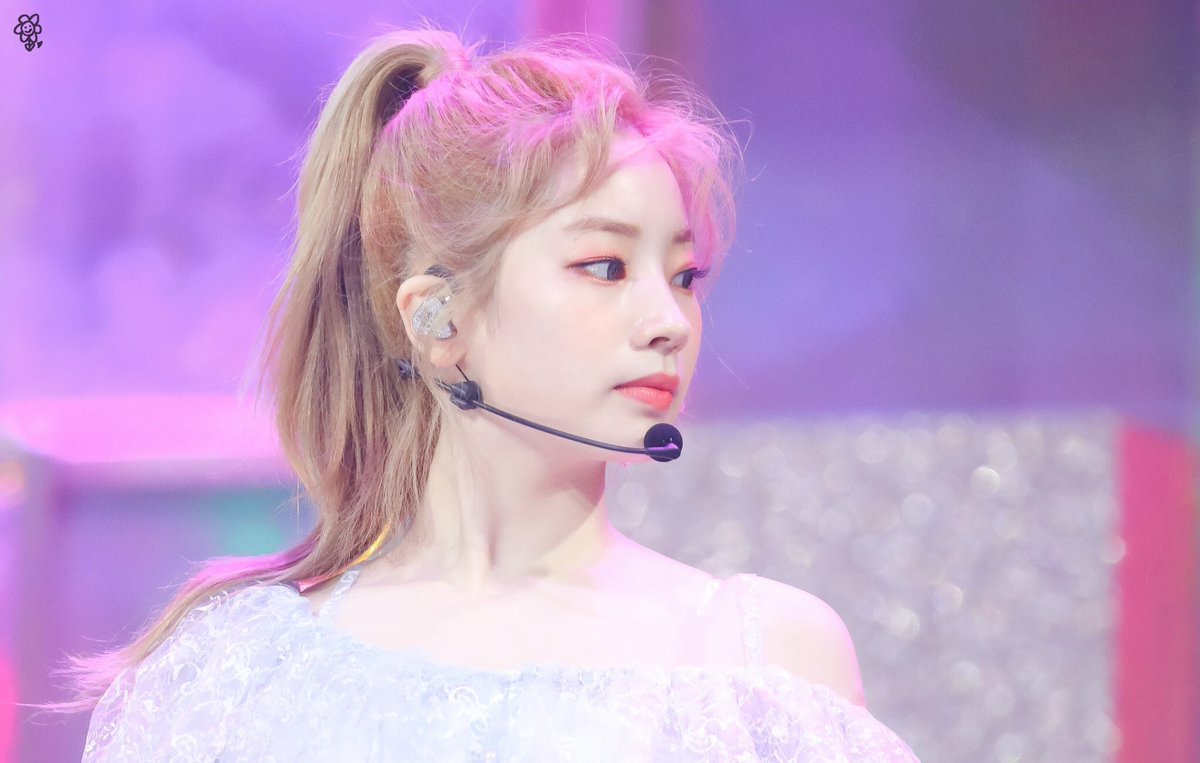 twodoongie's tweet photo. 190801 Dahyun brought me back to stan twt https://t.co/ArY99knLFO