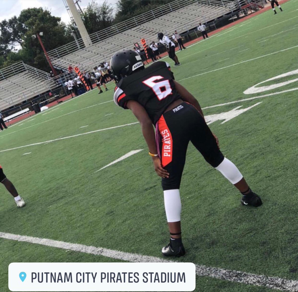 THawkinsWife's tweet photo. Football doesn’t make you a better man, Commitment to Football makes you a better man!! It’s up to you!! 👑💪🏽🙏🏽🙏🏽💪🏽👑 @MarcellousHawk1 #LetsGo #PCO #PutnamCityFootball #ItsInHim Not on Him 💯🏈🏈 https://t.co/byV3xNtPnZ