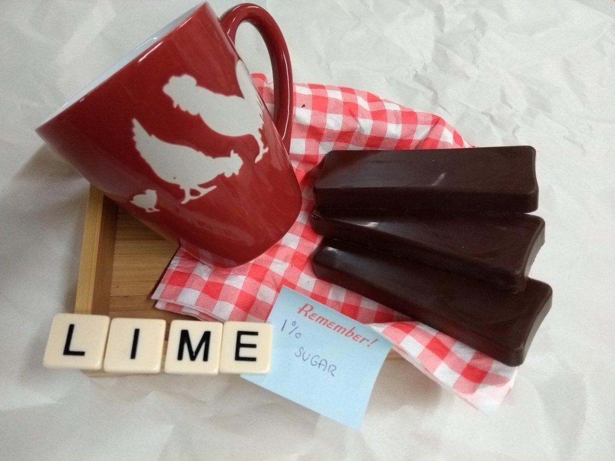 HenleyChocs's tweet photo. #Brumhour have you tried our new #lowsugar #chocolate bars? Made with #Ecl1pse from @BarryCallebaut
https://t.co/DcRzOOBW3v
#handmade #handmadehour #guiltfree #diabeticchocolate #fruitchocolate #chocolatebar #foodie #giftideas https://t.co/itK05Jfg35