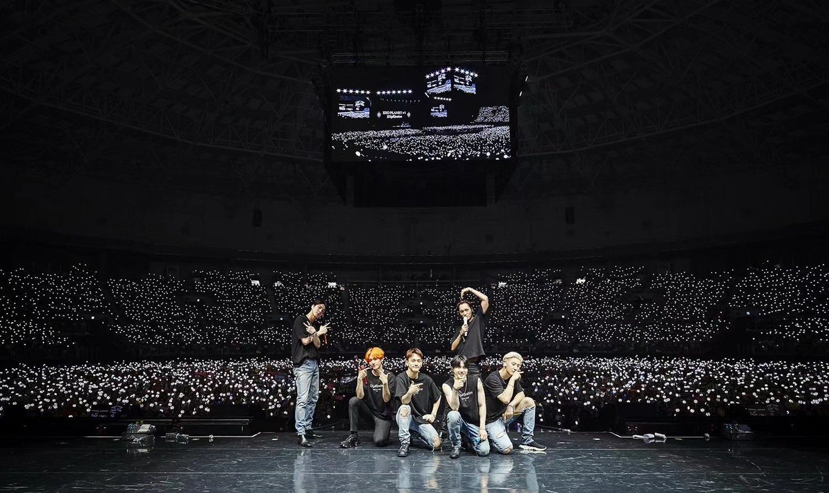 ReedAndCherry's tweet photo. #엑소엘_5살_축하해 #5YearsWithEXO
#EXO
HAPPY BIRTHDAY TO ALL EXOL！
因为你们而感到幸福💗
EXO🔒EXOL
@B_hundred_Hyun @weareoneEXO https://t.co/T32zIlM2Qx