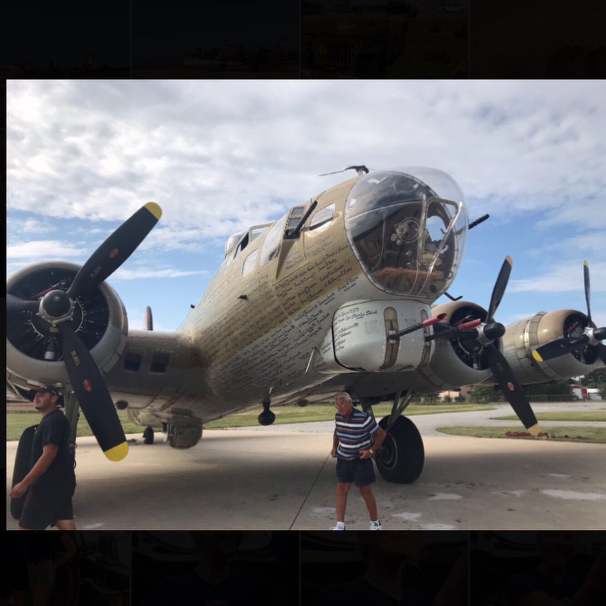kaitlynsayerss's tweet photo. Highlight of my day🤩😫 #b17 https://t.co/sNnuwaVt07