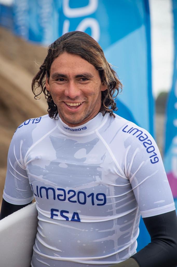 MorenaValdezSV's tweet photo. Más importante que cualquier medalla, para todo El Salvador vales oro. Te seguiremos apoyando siempre.😎🤙🏻🏄🏻‍♂️ #TodosConBryan https://t.co/IJkmqw2lTu