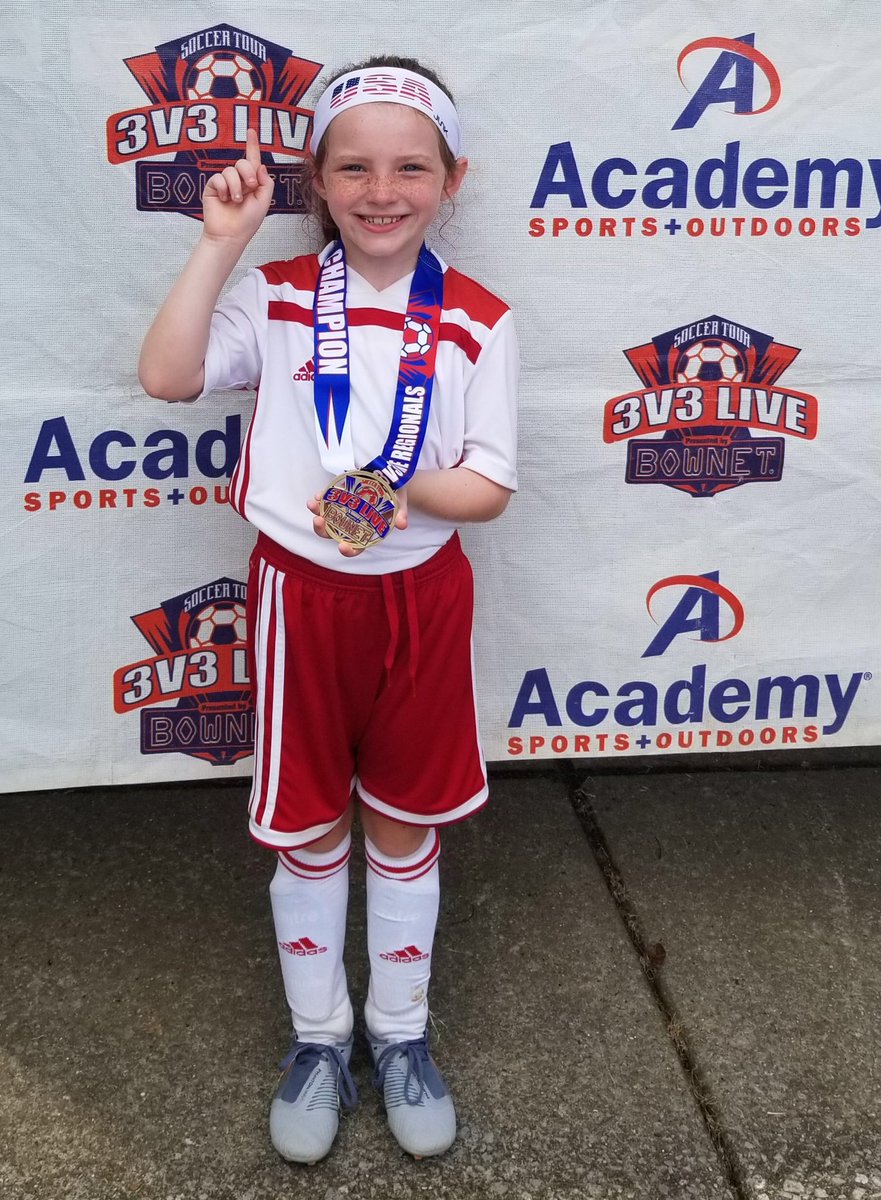 GremplerKris's tweet photo. Clarksville panthers won the #3v3live regional tournament In Tennessee today. This is my daughter Aubrey. We are now ranked #1 in the country. We will be headed to the National Championships in November. @alexmorgan13 @USWNT @USYouthSoccer https://t.co/x70TYAw7tm