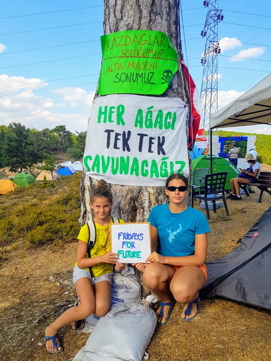 EdmanEge's tweet photo. ALTINCI FİLO KİRAZLI'DAN DEFOL! 🌳✌️
#KazdağlarıHepimizin #KazdaglarinaDokunma #KazdağlarıBizim #kazdağlarıbiziz #FridaysForFuture #climatestrike #schoolstrike4climate #İklimİçinOkulGrevi #GretaThunberg #ClimateCrisis #ClimateJustice #extantion #ClimateBreakdown https://t.co/vOhtfdfrTC