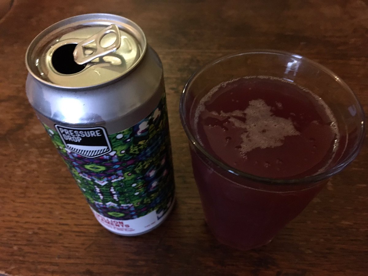 StonebridgeLock's tweet photo. Thanks to @PressureDropBrw for shouting our #volunteers a celebratory pint after the efforts successfully building &amp; installing      84m Phase1 of our #TottenhamFloatingReedbedProject #HaleWahrf #TottenhamLock (Lock17), #LeeNavigation #LoveWhereYouLive https://t.co/pYo8lAj5uY