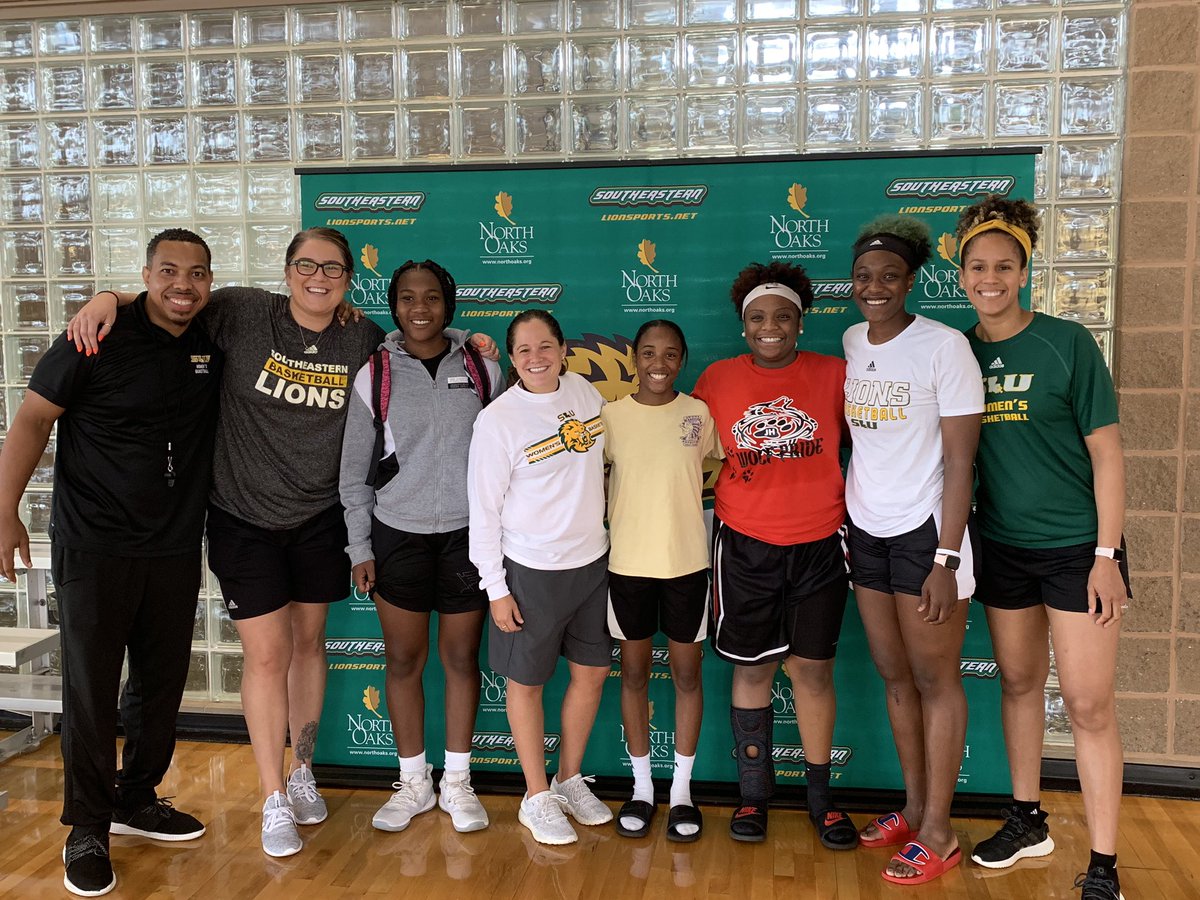 Coach Rena Reed-Pierre tweet media