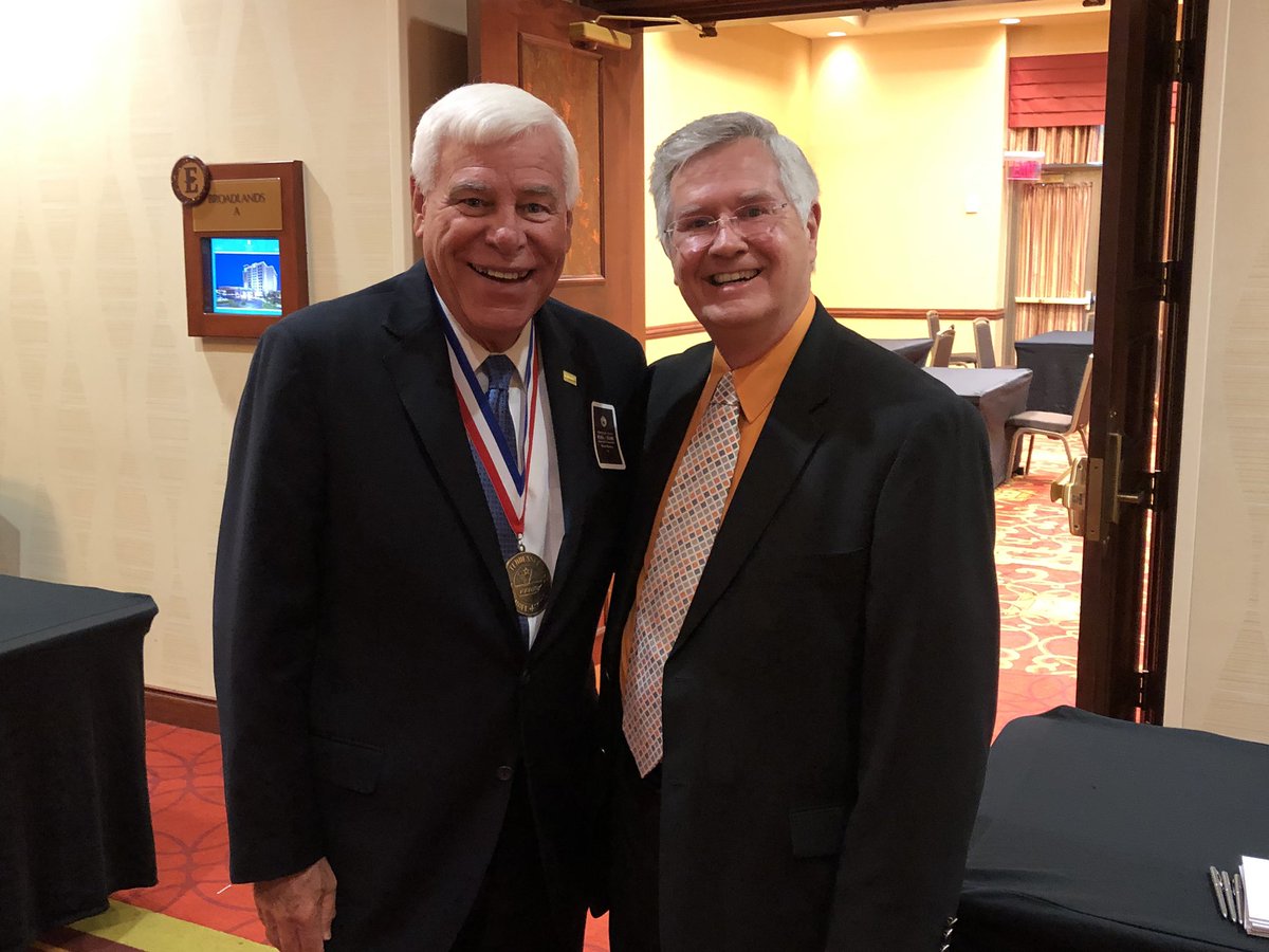 bmelton168's tweet photo. A fun time in Murfreesboro last night at the annual @tennrhof Induction Banquet. It’s always good to see 2017 Inductee @davebrown5555. Of course some of our conversation was about Memphis Wrestling! https://t.co/pN4R1D3Ojy