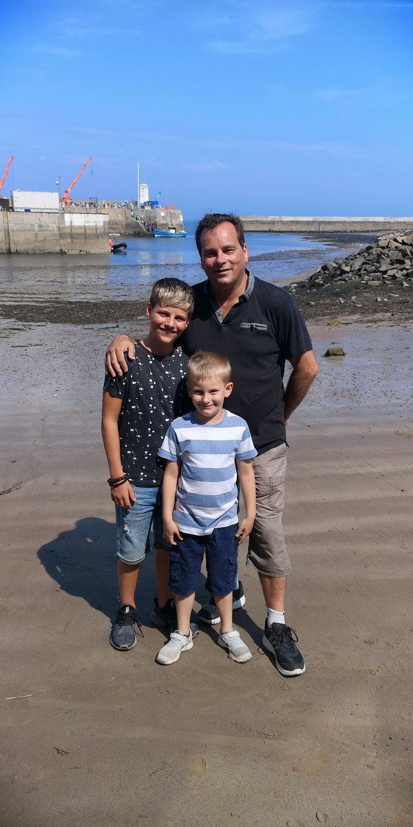KurtViereck's tweet photo. Out for the day at Seahouses ❤️ https://t.co/7bgcY5IVaQ