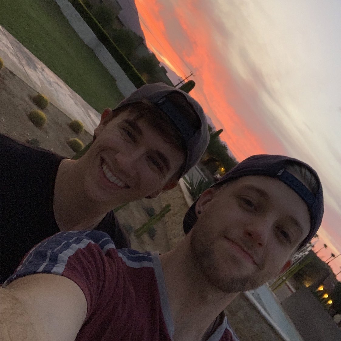 Happy birthday to my main man, my main squeeze AND best friend - <a href="/BrandetoPhoto/">Who is BrEndon</a>. Thanks for also loving me entirely, and always. 👬❤️