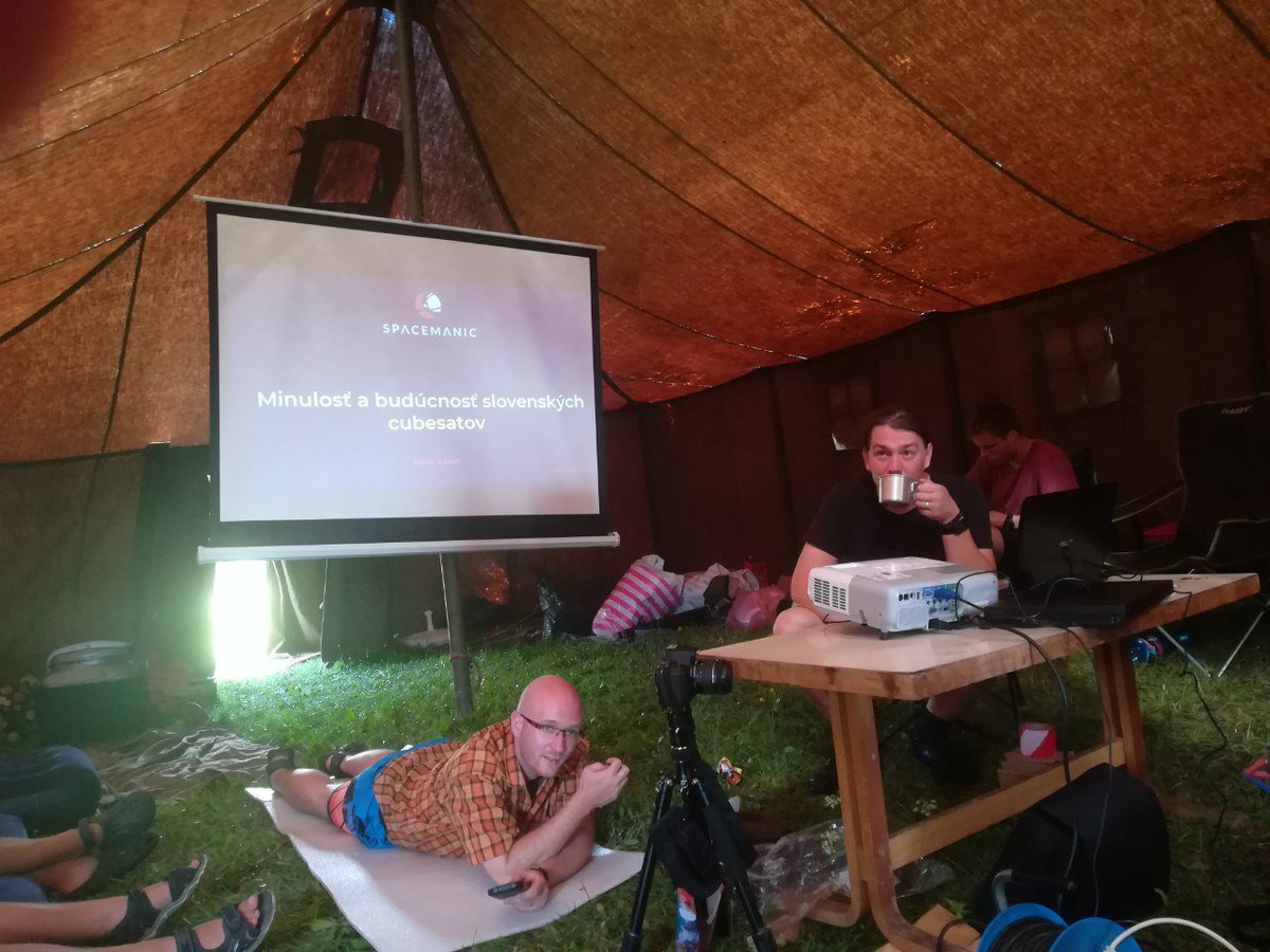 space_pir4te's tweet photo. Today's #lecture about #skCUBE mission results and future @spacemanictech #cubesat missions on 33rd #astronomical expedition in Vrchtepla, #Slovakia. #fieldconditions #smallsat #nanosat https://t.co/0DW0U9omvZ