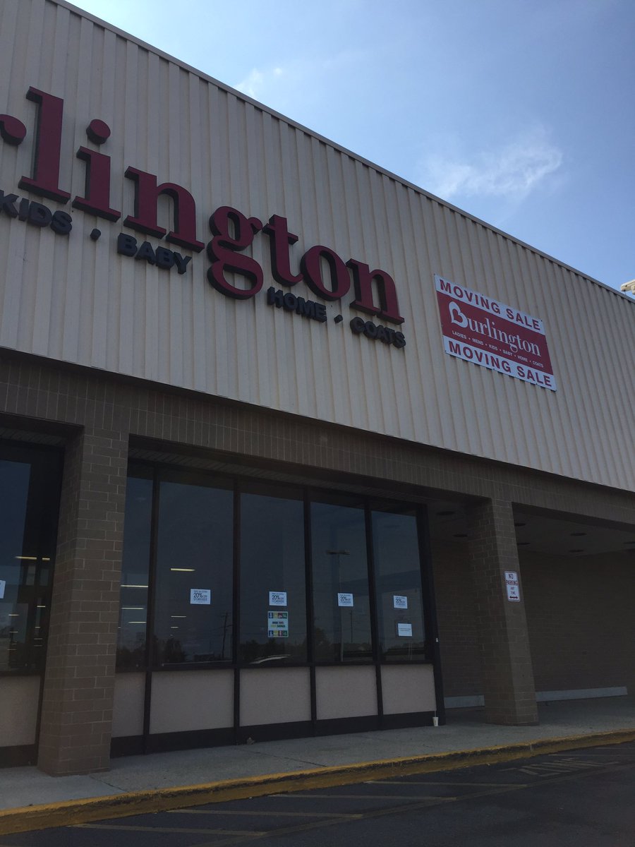 clairelowe's tweet photo. Another one bites the dust #shoremall #harborsquare https://t.co/YHr6EquUZq