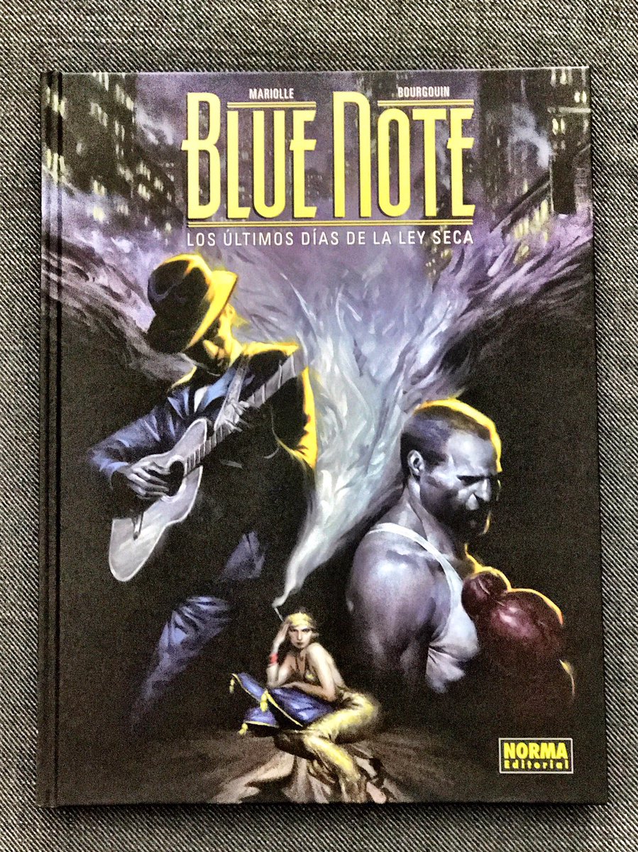 DaniAV73's tweet photo. La vida paral·lela d’un boxador i d’un guitarrista a 30 dies del final de la llei seca a “Blue Note” #Mariolle i #bourgouin
@normacomics @norma_editorial #còmics #bdmania #bandedessinee #comicgeek #ArtSeqüencial #NovelaGráfica #comiclover #bandedessinée #comicgram #comicscover https://t.co/yl4Ov7TlID