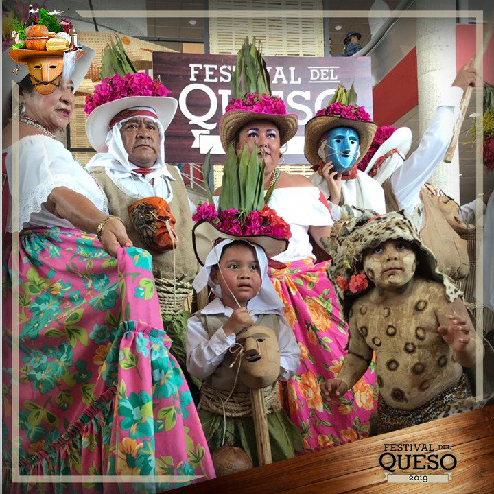 QuesoTabasco's tweet photo. La tradición de la danza del Pochó, es de origen prehispánico, reconocida como el "Carnaval más extraño del mundo", costumbre compartida con la familia, desde sus integrantes más pequeños.
#FestivaldelQuesoTabasco #FQso #ArmalaEnTeno #QSOFest #Tabasco #EnTenosique https://t.co/QuTt1DKBiS