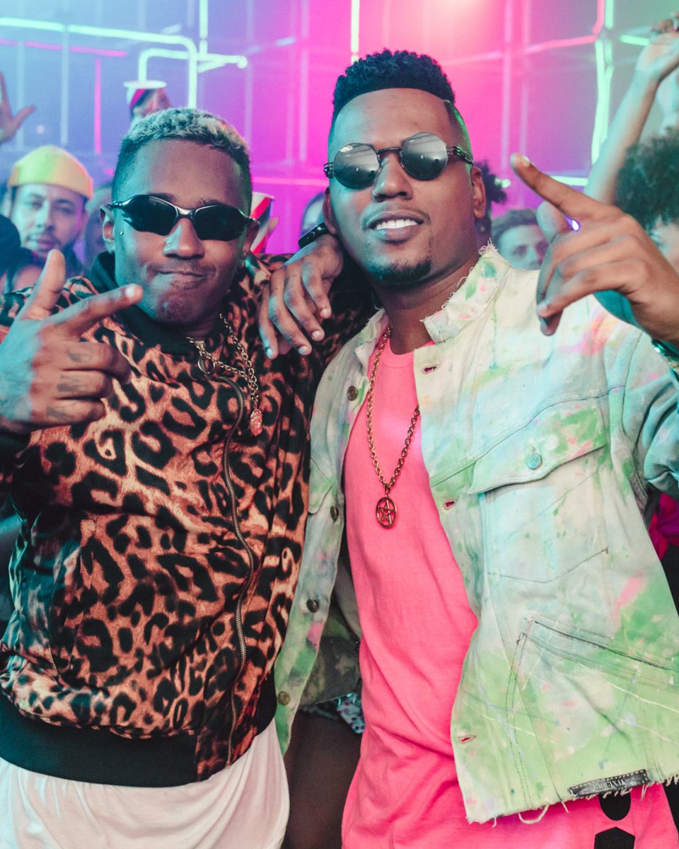 KondZilla's tweet photo. #KondZilla | Se liga o bailão que tá chegando no #CanalKondZilla 😎 MC Dede e MC Gustta, já fica ligado!😜🔥
.
.
#funk #mcdede #mcgustta pic: Deco https://t.co/Zh8qMDfdR3