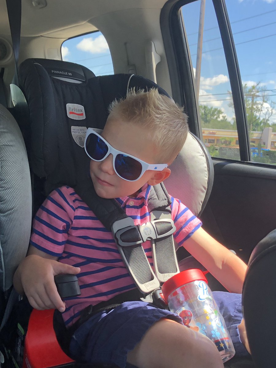jillian_subich's tweet photo. You talkin to me?  #whysoserious #mood https://t.co/78Vgv1OAg2