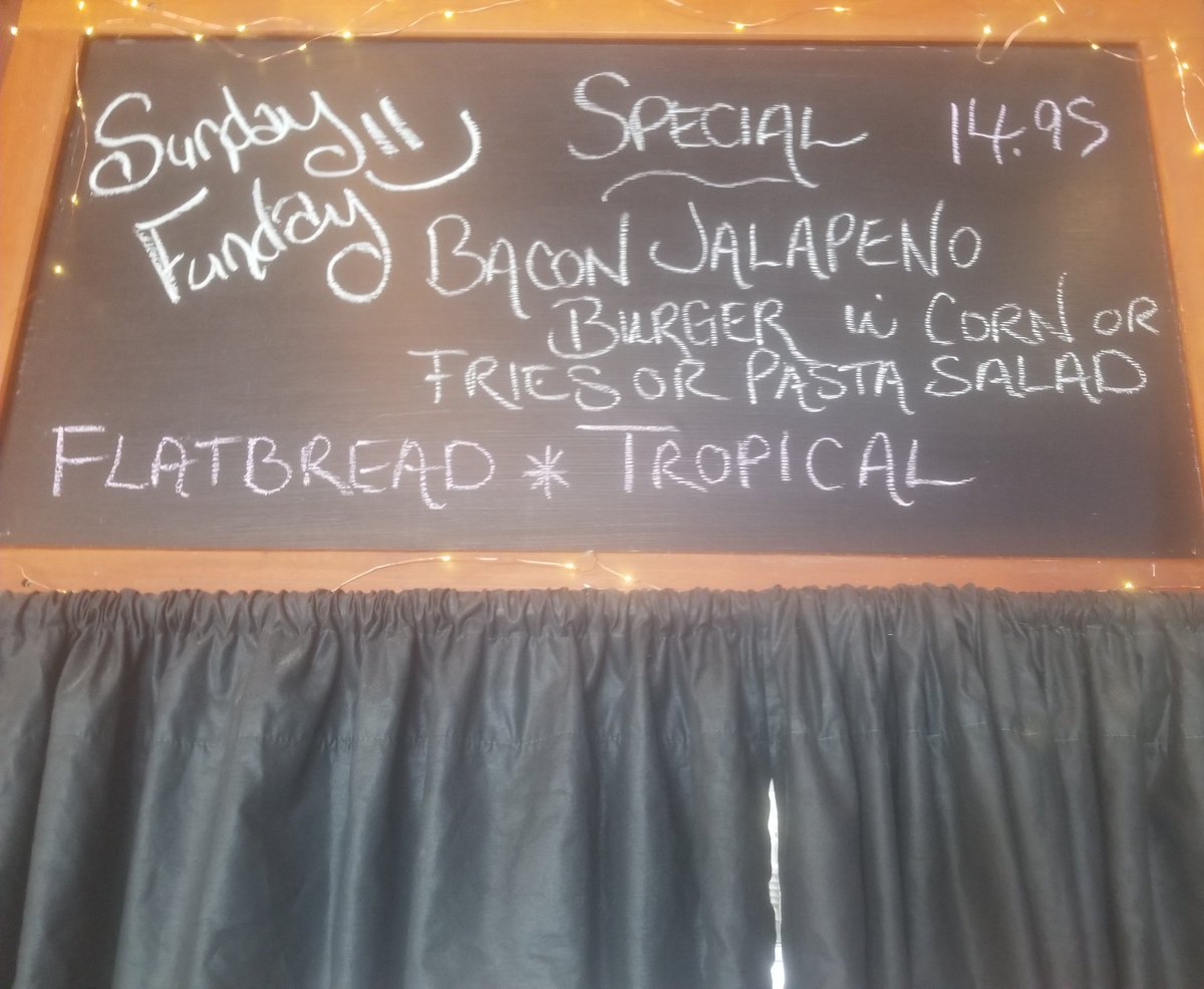 thebalafallspub's tweet photo. Did someone say bacon?
On special today we have a Tropical Flatbread and a Bacon Jalapeno Cheddar Burger!
.
.
.
#bacon #sundayfunday #summer #balafallspub #bala #muskoka #lakemuskoka #bfpnext2thekee #yourfriendsarealreadyhere #beautyday #pubgrub #chalkboardspecials https://t.co/syxuq5lLrx
