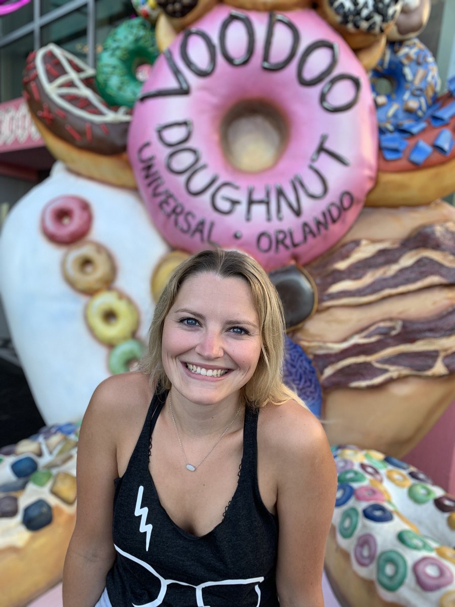 Goalieac's tweet photo. Thanks for the great weekend celebrating your birthday and moving you into the new apartment! 🥳🎉 It was a great summer, good luck at pharmacy school tomorrow!!🤓 https://t.co/TQsVnBivsR