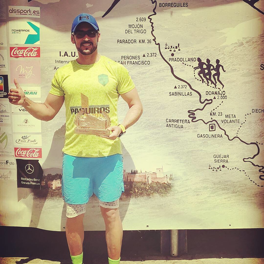 MijasTriatlon's tweet photo. ⛰ Hoy se ha celebrado la mítica subida Granada - Pico Veleta en su 35ª edición, 50K de prueba durísima solo apta para valientes! Allí ha estado Fran, que ya la ha repetido en otras ocasiones, terminándola con éxito.
Enhorabuena compañero 💪🏻
#MijasTri #SubidaVeleta #Trail https://t.co/VElDghG6aM