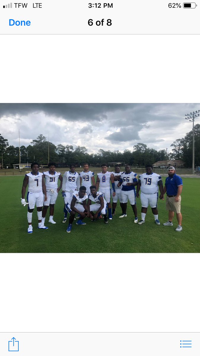 HoustonScooter's tweet photo. My Boys are getting hungry! Looks like BEAR is on the menu first!! @nickmer63855497 @PericiG @KamronMoate @AlmightyJayhawk @jhquan @daofficial_cg @edwardstaley13 https://t.co/CUIz9va0mA