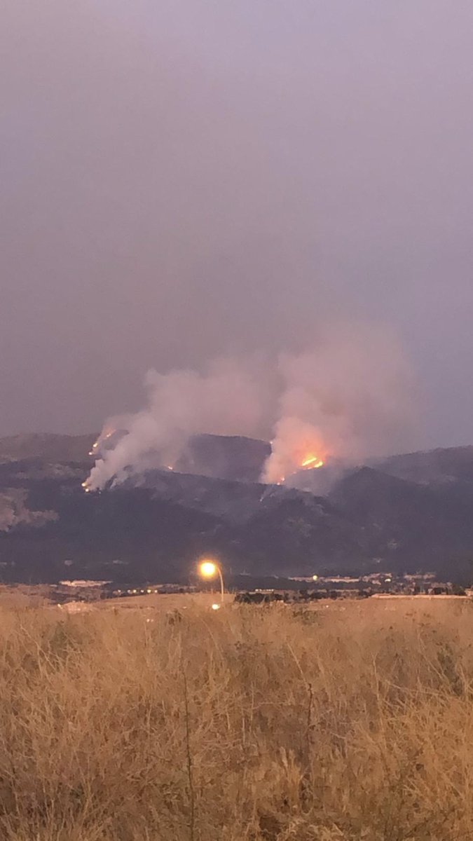 JaviDominguezF's tweet photo. Hoy Segovia no duerme. Fuerza a todos los que estan ayudando en el monte #IFLaGranja https://t.co/8qLpyMjZEJ