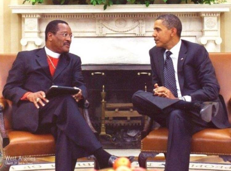 BishopCEBlake's tweet image. Happy Birthday to Former President, @BarackObama  🎉🎉🎉