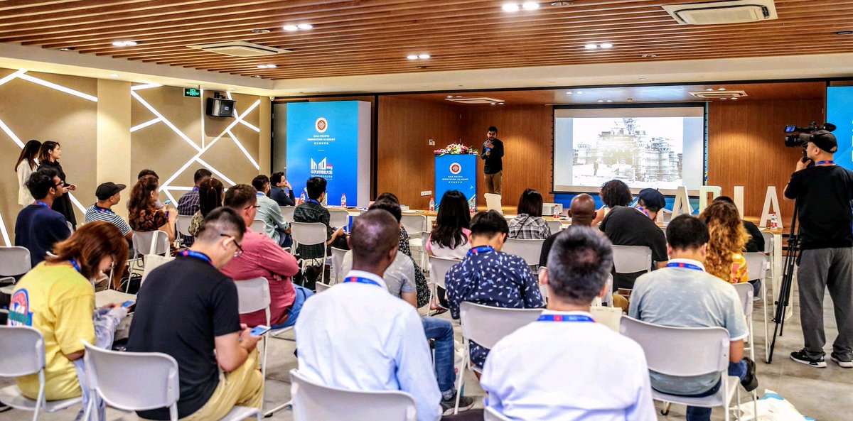 PMbasabire's tweet photo. It was amazing opportunity to meet talented people from different parts of the world at #APIA - #AsiaPacificInnovationAcademy 4 the workshop on unlocking the creative potential. Thanks big to our keynote speakers #AkashShukla and #DaniellaSantana ☕️ for their insights&amp;experience. https://t.co/hICDG7BA0A