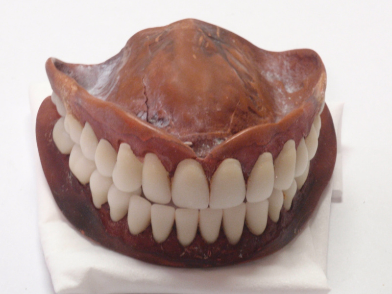 Smile. It's #dentalhealthweek 
ehive.com/collections/52…